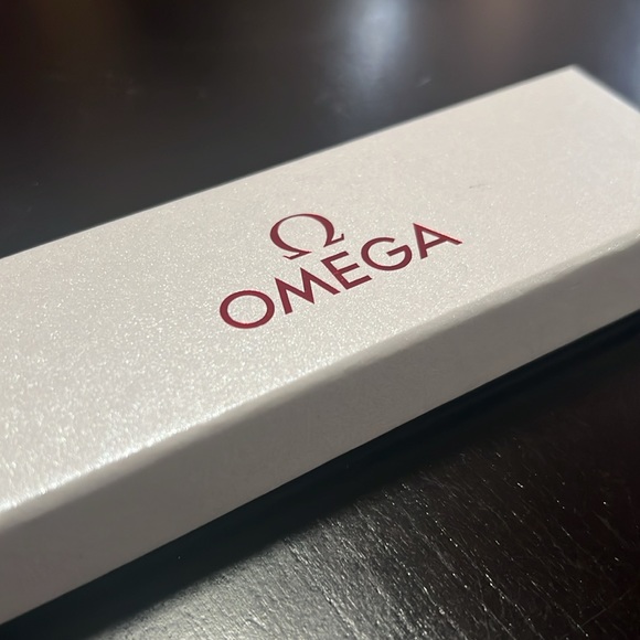 New in box Omega Luxury pen - Picture 2 of 2